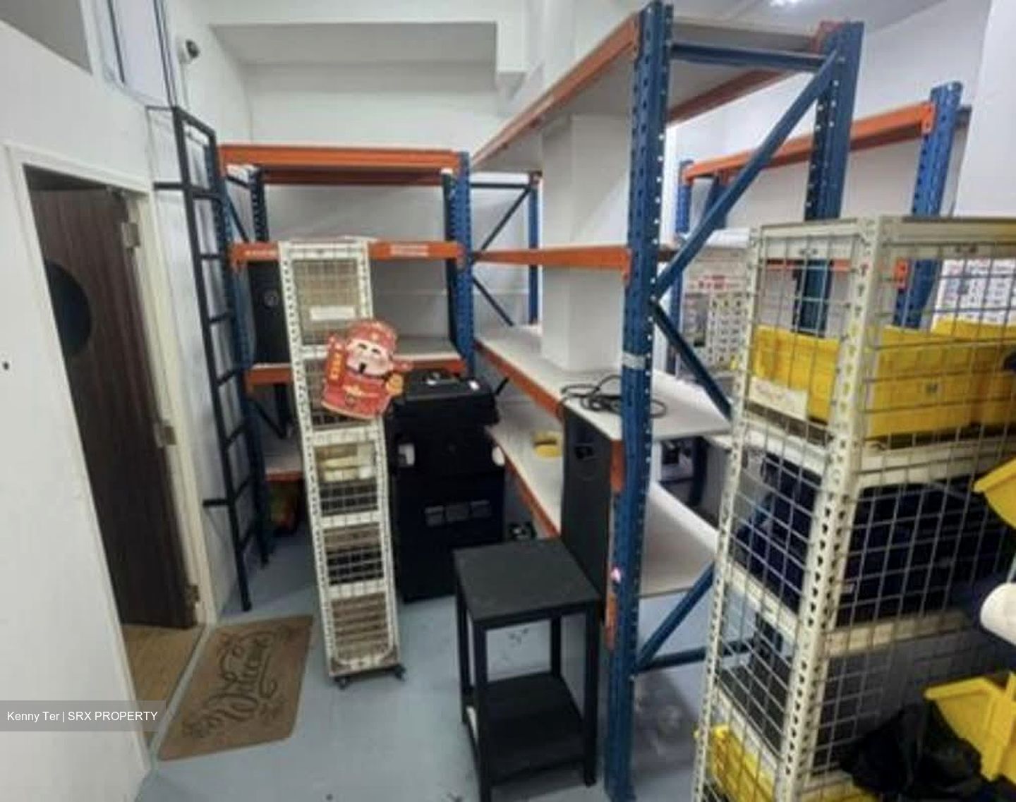 Joo Chiat Road (D15), Retail #549430581
